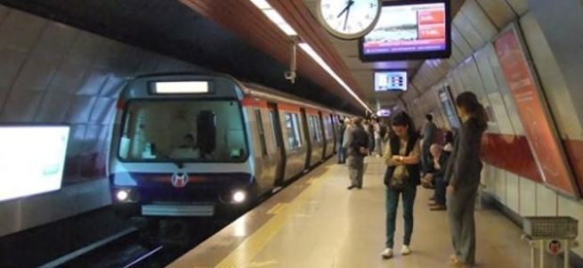 Türkiye'nin ilk sürücüsüz metrosu için geri sayım başladı