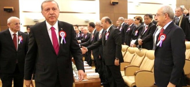 Markar Esayan: Erdoğan milli duruşu gösterdi