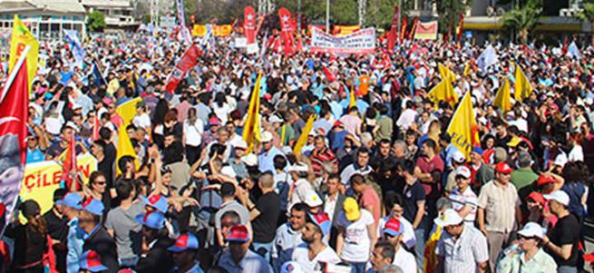 Canlı bomba istihbaratı 1 Mayıs kutlamasını iptal ettirdi!