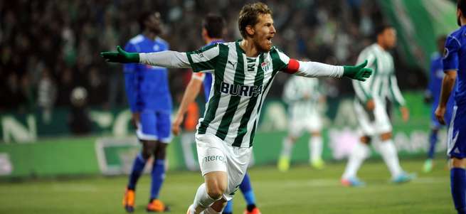 Defansa ‘Aziz’ geliyor
