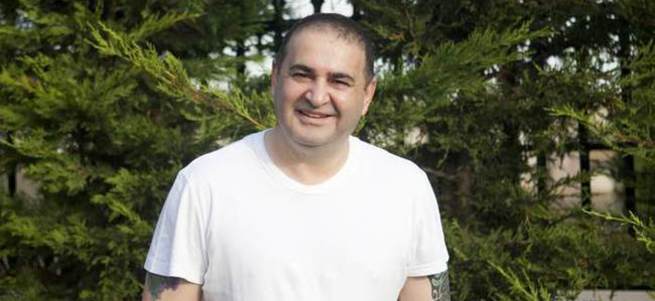 Şafak Sezer kalp krizi geçirdi