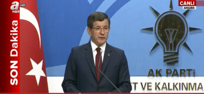 Davutoğlu'ndan kongre kararı sonrası ilk açıklama