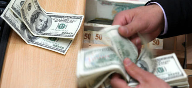 Başbakan Davutoğlu'nun açıklamaları sonrası dolar düştü