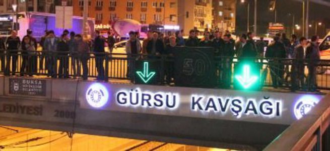Bursada bomba yüklü araç alarmı