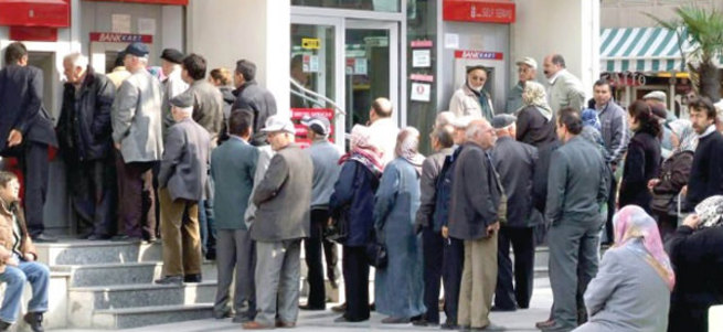 Emeklilere banka promosyonu Haziran'da başlıyor