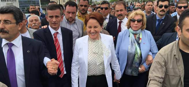 Muhaliflerin ''Korsan Kongresi'' sona erdi