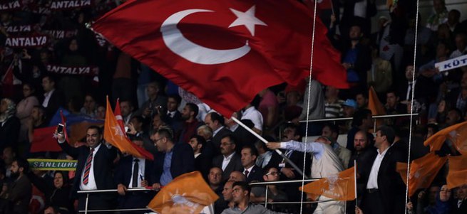 İşte AK Parti'nin yeni MKYK listesi