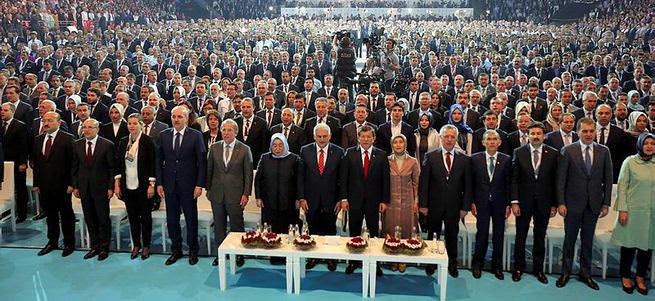 Kutlu yürüyüşe devam