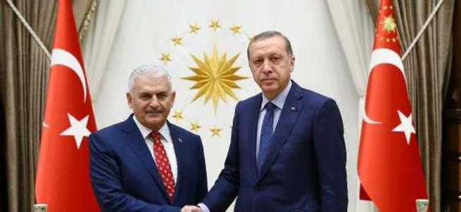 Yeni hükümet salıya tamam