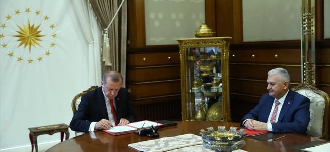 Erdoğan imzayı böyle attı!
