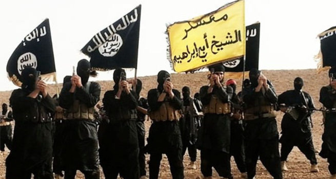 Yüzbinlerce kişi Rakka’dan kaçıyor