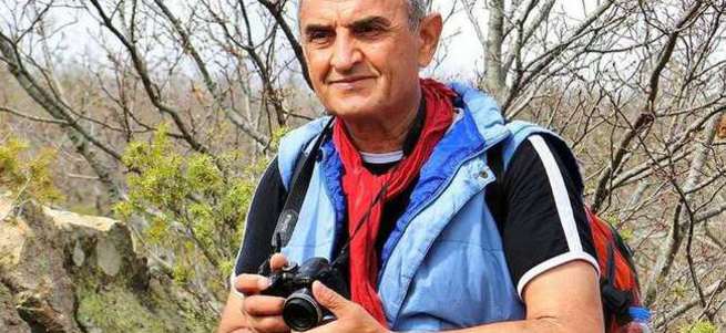 Fotoğraf çekmek isterken kayalıklardan düşüp öldü