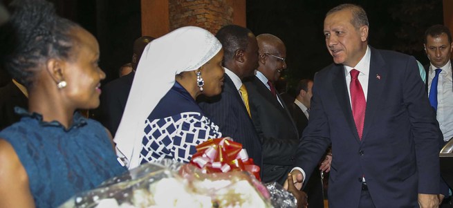 Bir Türk Cumhurbaşkanı ilk kez Uganda'da