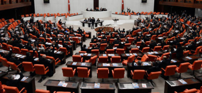Dokunulmazlık yasası Resmi Gazete'de yayınlandı? Peki şimdi ne olacak?