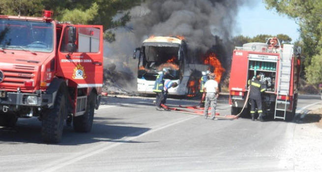 Rodos'ta tur otobüsü yandı: 11 Türk ölümden döndü!