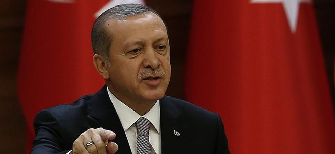 Cumhurbaşkanı Erdoğan'ın adı mezunlar yıllığında