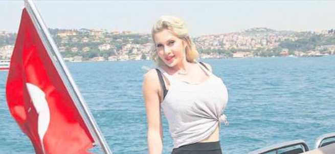Türk aşığı Barbie