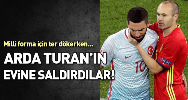 Arda Turan'ın evine yumurtalı saldırı