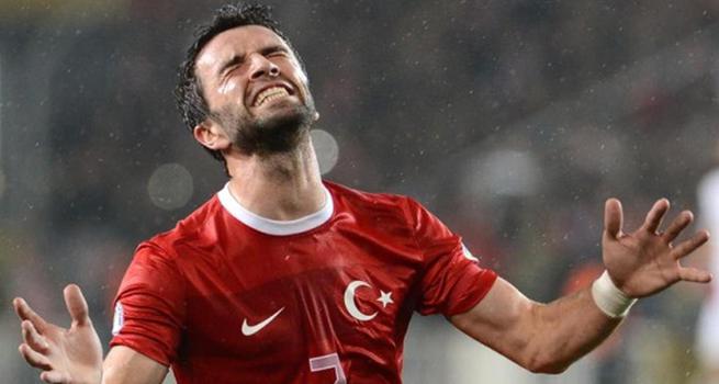 Beşiktaş Gökhan Gönül'ü resmen açıkladı