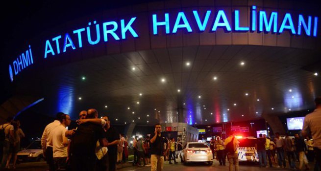 Atatürk Havalimanı’nda 2 IŞİD şüphelisi yakalandı