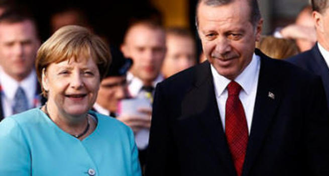 Erdoğan ve Merkel'den kriz sonrası ilk temas!