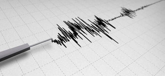 Antalya'da 4,3 büyüklüğünde deprem!