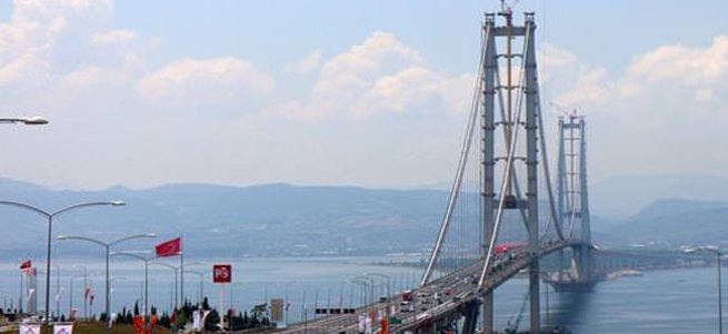Osmangazi Köprüsü'nden ücretli geçişler başladı