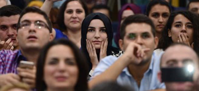 Bakanlık atanamayan öğretmenler için yeni çözüm buldu
