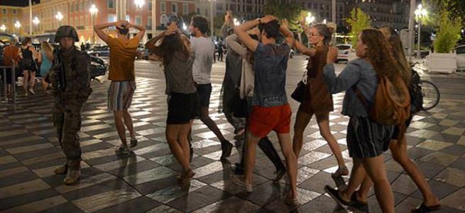 İtalya'dan Fransa saldırısı sonrası flaş karar