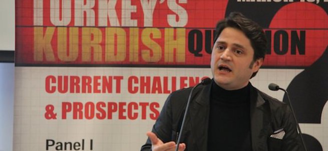 Fuat Avni'yi Fetullah'ın Süper Çocuğu yönetiyor