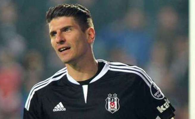 Beşiktaş taraftarının Gomez çağrısı Alman basınında