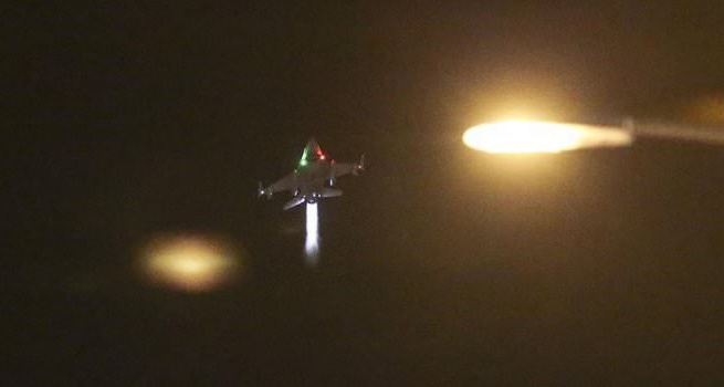 İstanbul üzerinde uçan F-16 pilotları tutuklandı