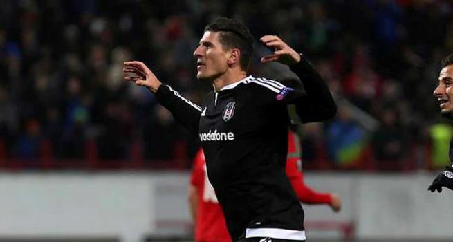Beşiktaş'tan Mario Gomez'e geri dön çağrısı