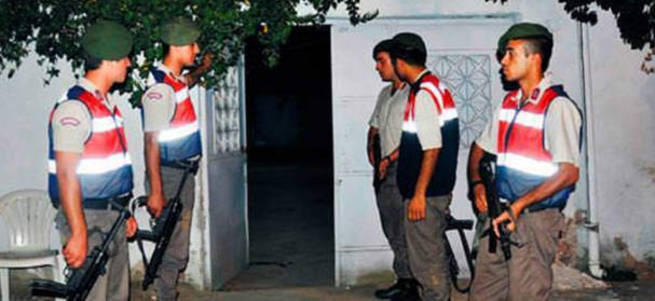 Yargıtay üyesinin evinden çıktılar